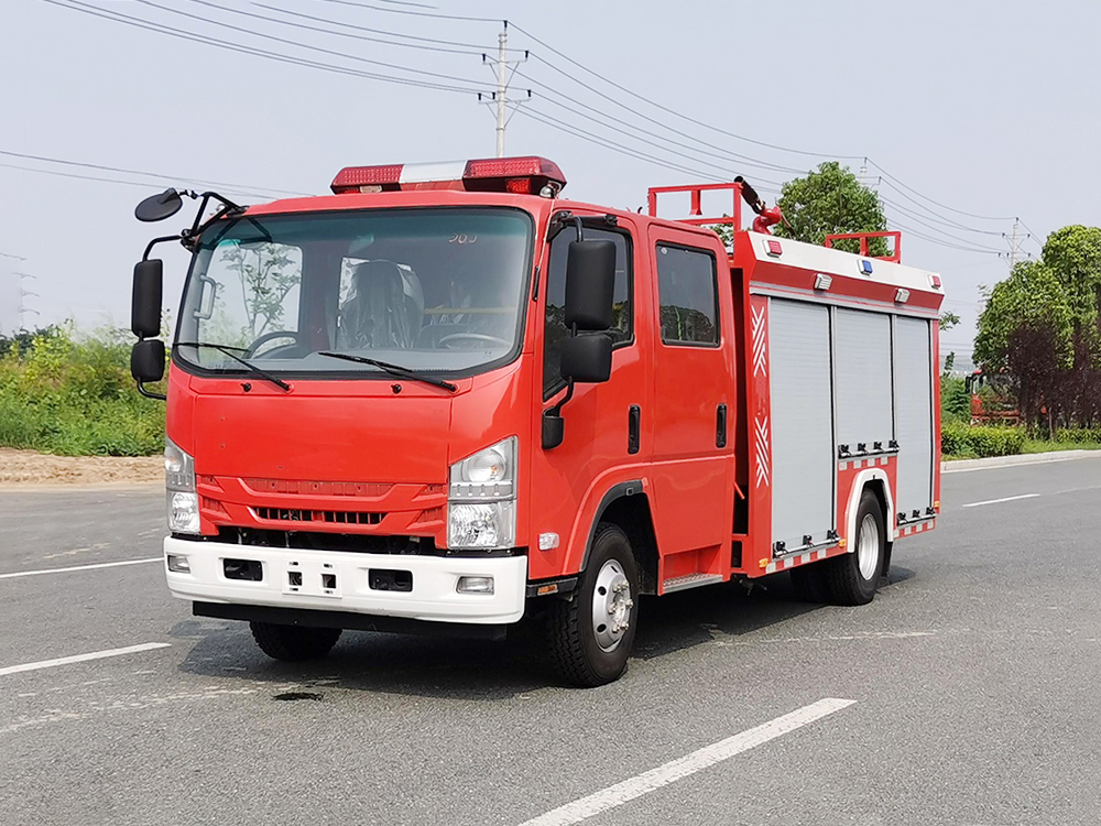 五十铃2.5吨泡沫消防车