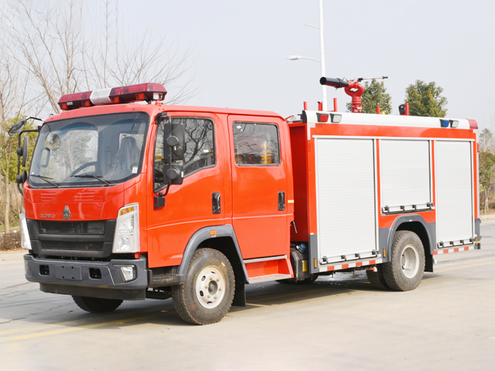 豪沃4吨泡沫消防车
