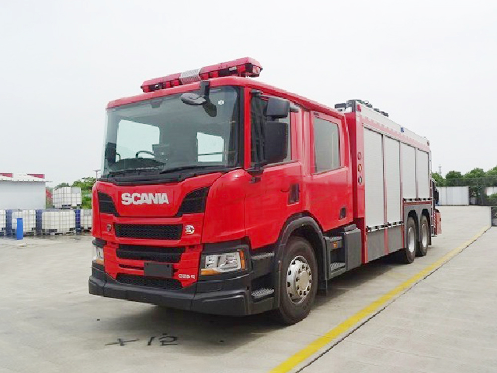 斯堪尼亚抢险救援消防车