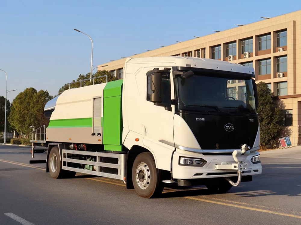 新款比亚迪T8纯能源抑尘车