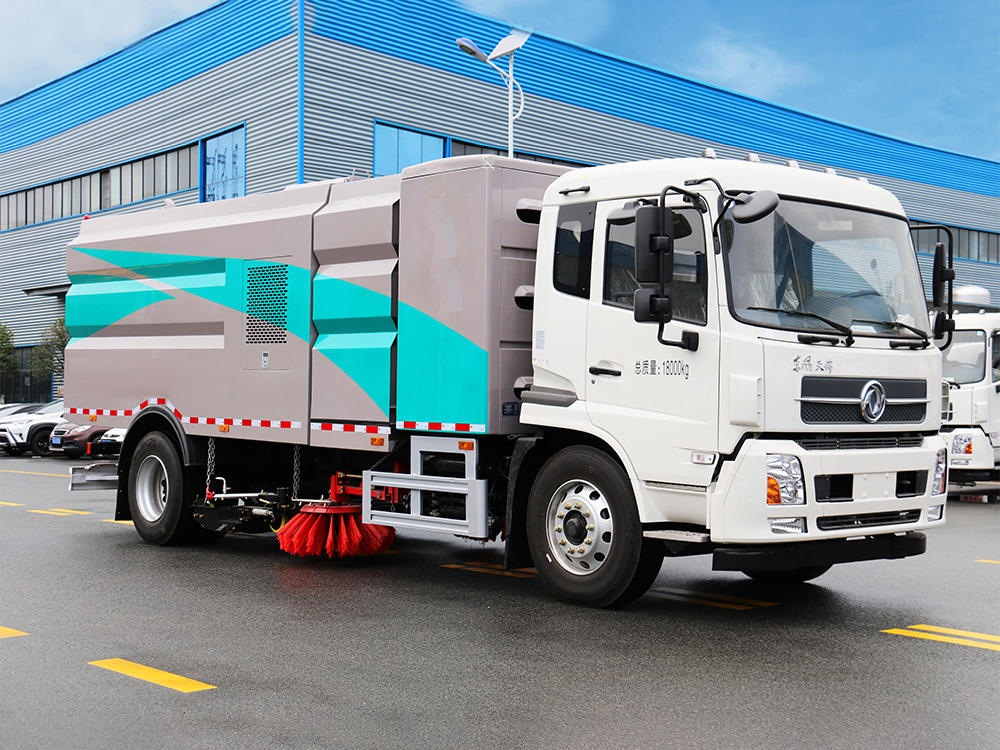 东风天锦纯电动洗扫车