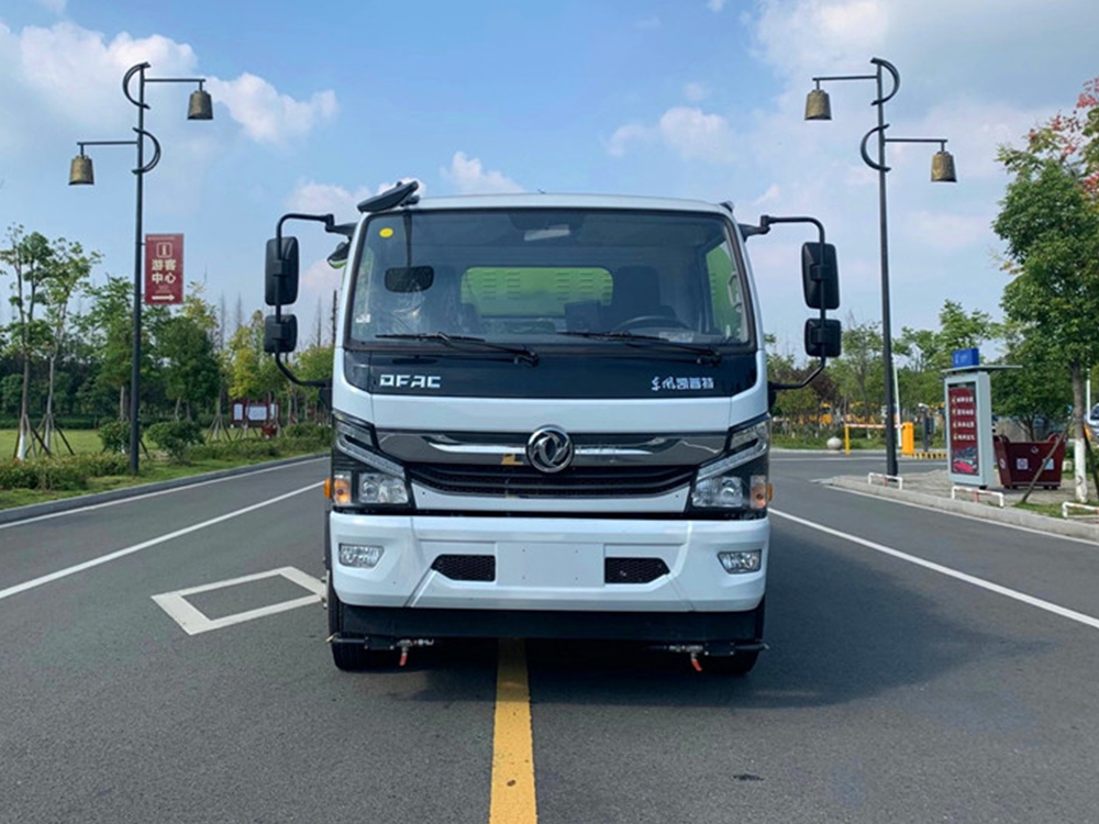 6773900ae9592.jpg